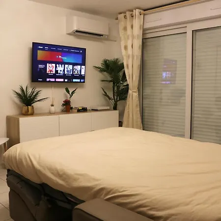 Port-frejus, Le Consul, 2 Pieces Climatise, Terrasse & Parking Appartement