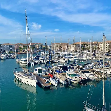 Port-frejus, Le Consul, 2 Pieces Climatise, Terrasse & Parking Appartement *